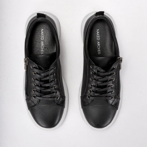 Naked Arches Nelly - Black in Black
