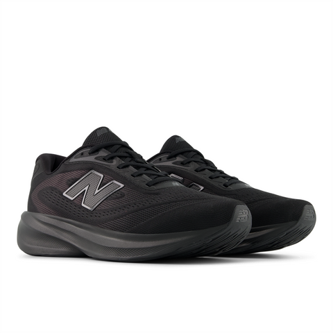 New Balance Fresh Foam 680 v9 in BLACK