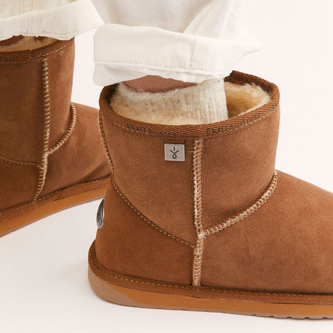 EMU Australia PLATINUM STINGER MINI in CHESTNUT