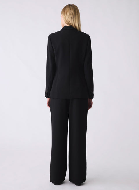 Esmaee Edge Blazer - Black in Black