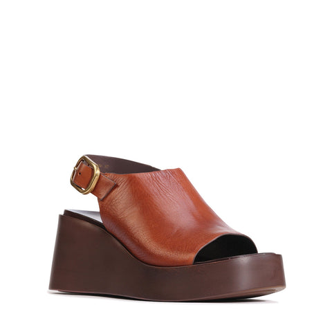 EOS ARIANI in Brandy
