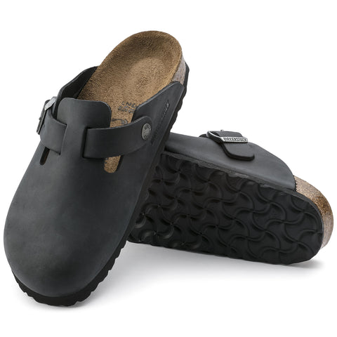 Birkenstock Boston Black Oiled Leather Regular in Black