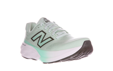 New Balance Fresh Foam X 880v15 in BRIGHT MINT