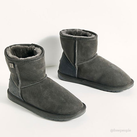 EMU Australia PLATINUM STINGER MINI in CHARCOAL