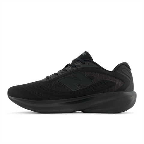 New Balance Fresh Foam 680 v9 in BLACK